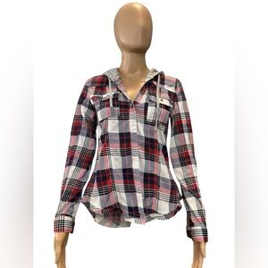 DayTrip Button Up Plaid Hooded Shirt Size Small.
